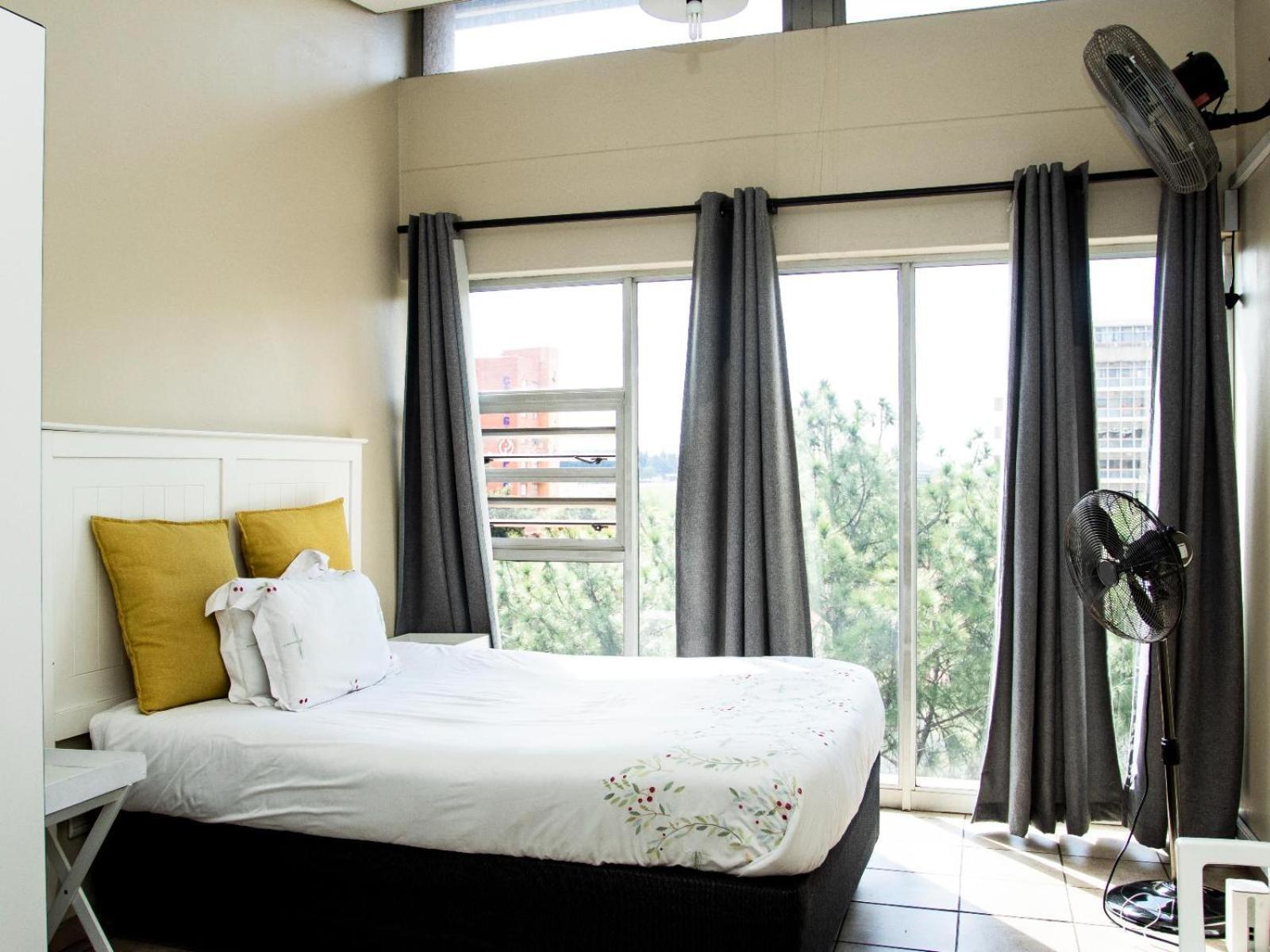 Leas Furnished Apartments - Capital Hill Pretoria-Noord Kamer foto