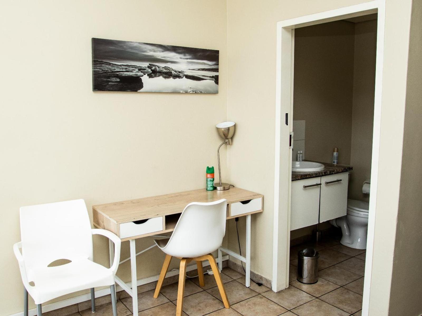 Leas Furnished Apartments - Capital Hill Pretoria-Noord Kamer foto