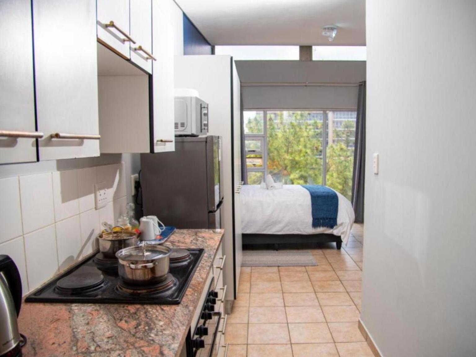 Leas Furnished Apartments - Capital Hill Pretoria-Noord Buitenkant foto