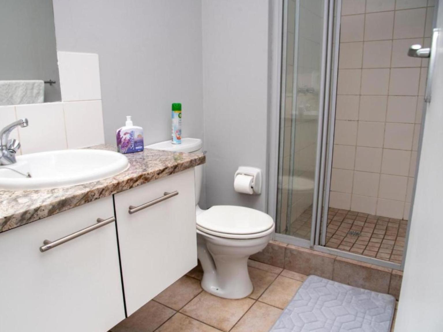 Leas Furnished Apartments - Capital Hill Pretoria-Noord Buitenkant foto