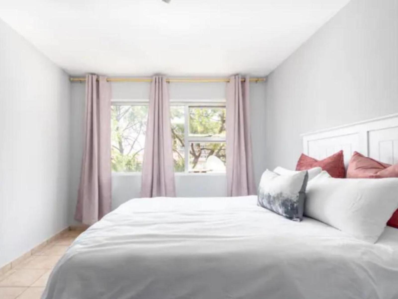 Leas Furnished Apartments - Capital Hill Pretoria-Noord Buitenkant foto
